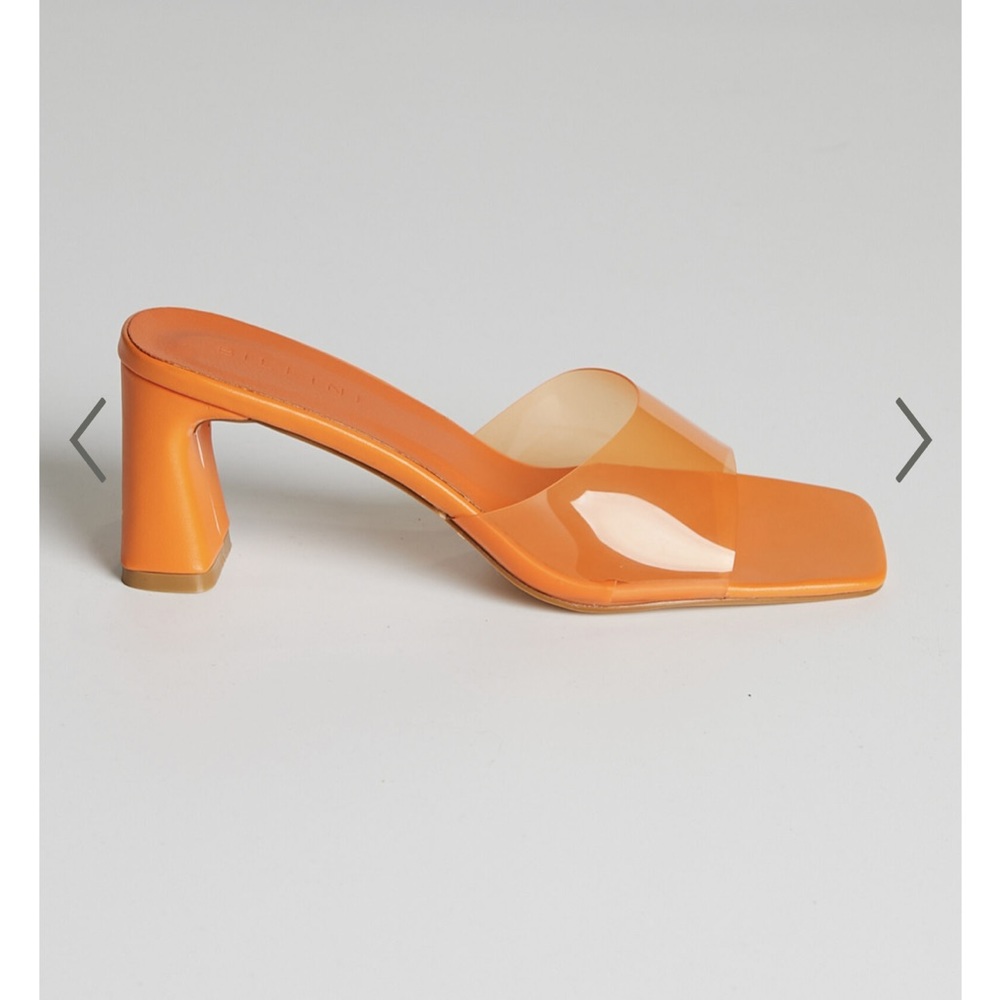 🍊Billini Mollie Orange Sandals Size 8🍊